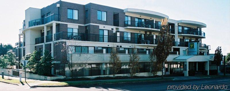 Aparthotel Quest Mont Box Hill