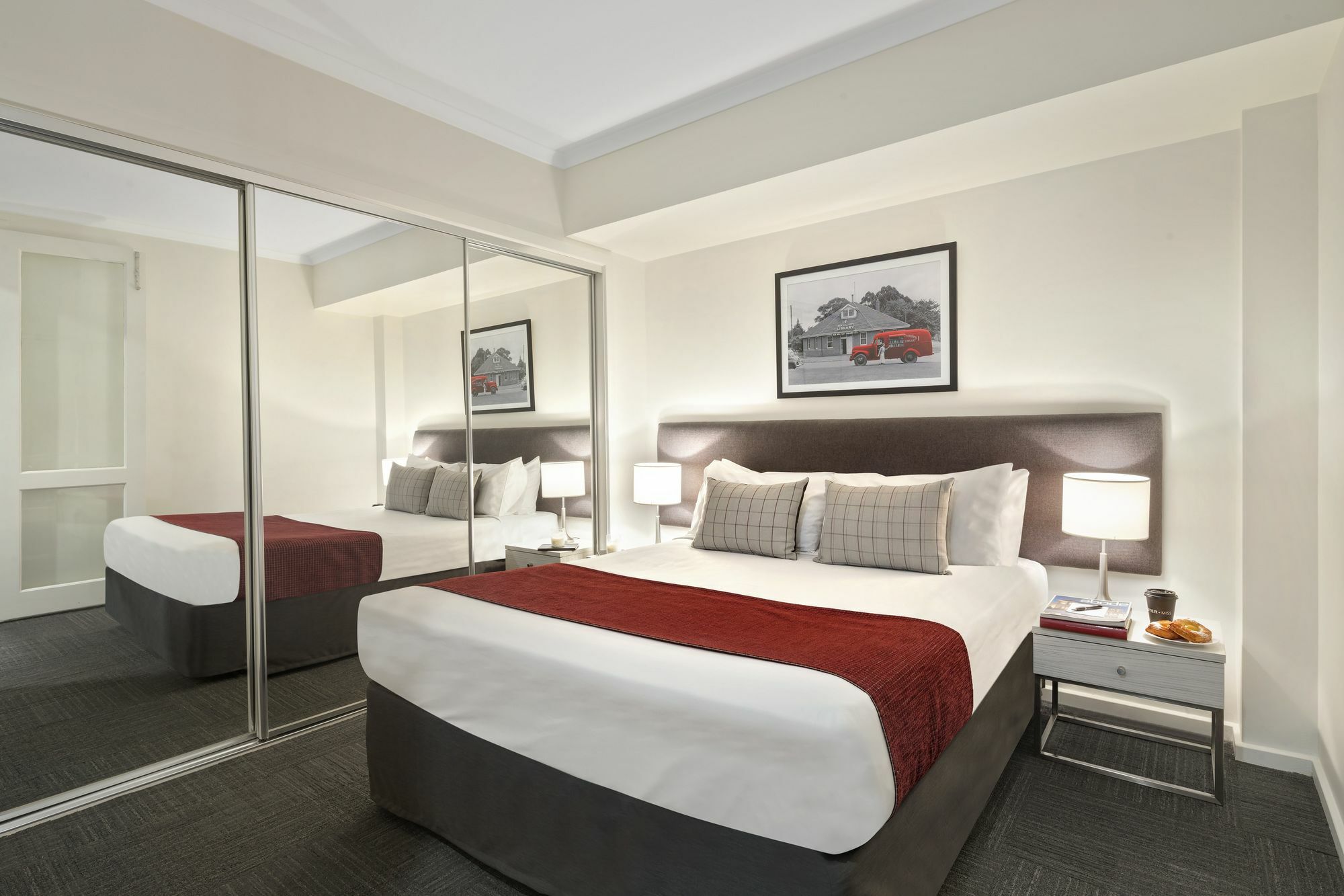 Aparthotel Quest Mont Box Hill