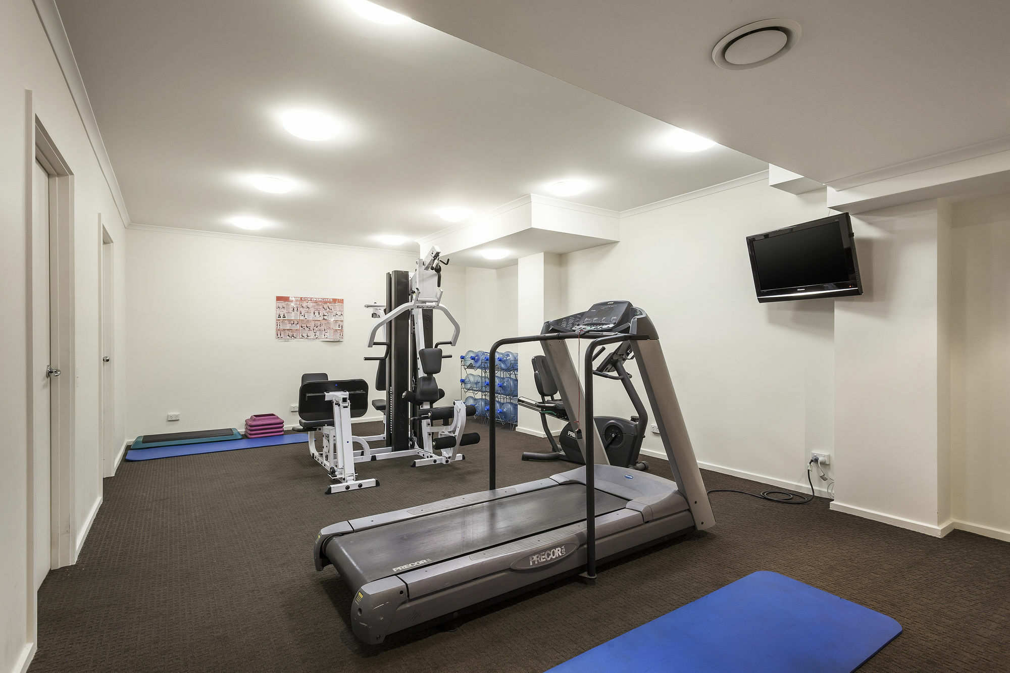 Aparthotel Quest Mont 4*